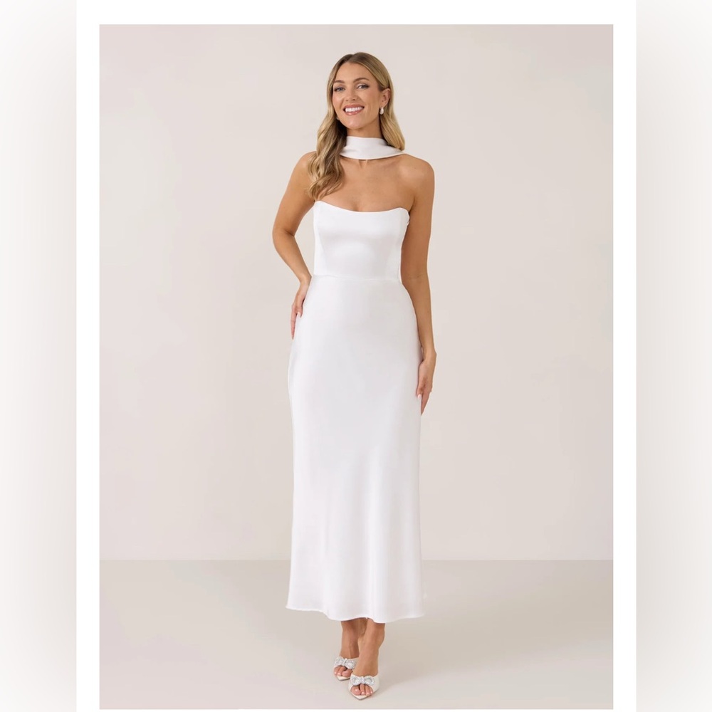 Park & Fifth White Brodie dress with Lola scarf